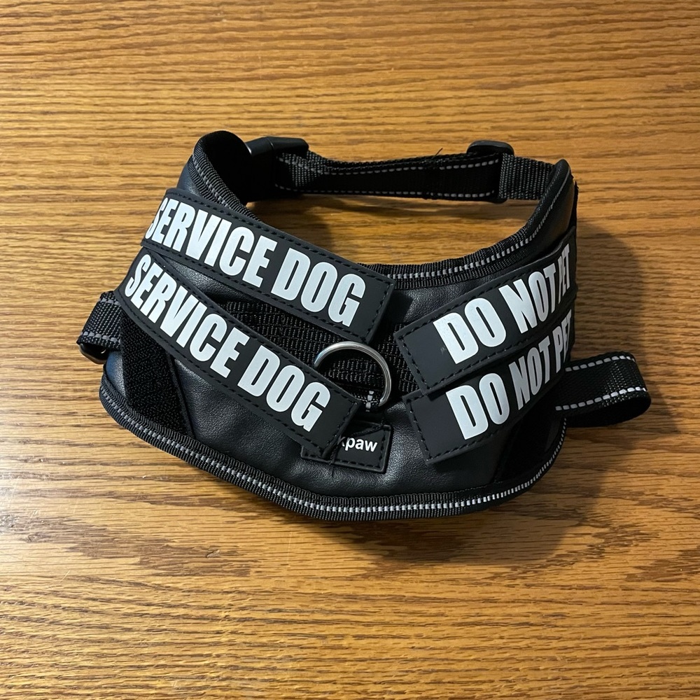 Service dog harness lic paw